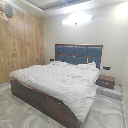 Hotel Love Inn Лакхнау Екстер'єр фото